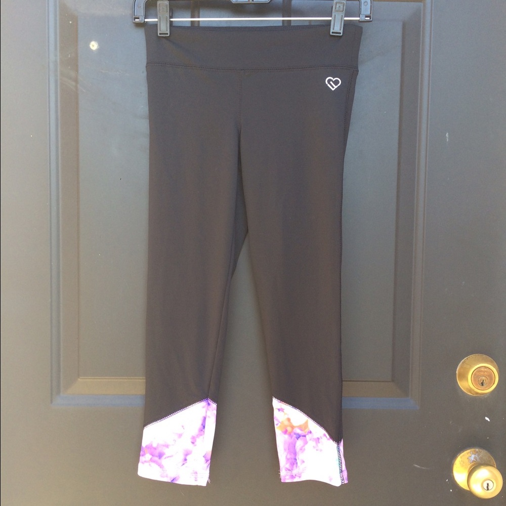Aeropostale Floral Workout‎ Capris